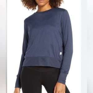 Vuori Women's Daydream Crew Long Sleeve Top Shirt Blue Azure Size Small (?)